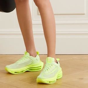 Nike double stack mesh and leather sneaker NWB 8.5